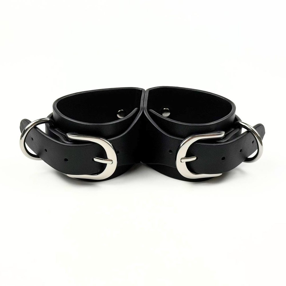 Menottes BDSM en cuir noir et olive, parfaites pour débuter